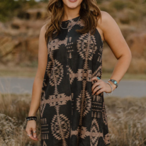 Robe Aztec after dark